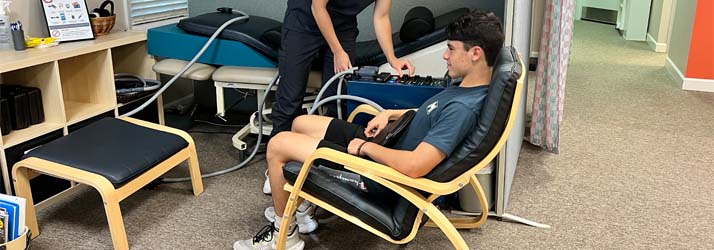 Chiropractic Vienna VA PEMF Therapy On Patient Chiropractic Vienna VA PEMF Therapy On Patient